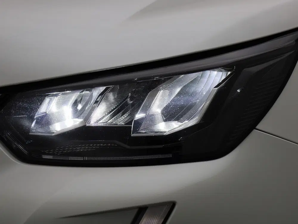 Peugeot 2008 1.2 Puretech 96kW S&S Allure uit 2021, foto 13