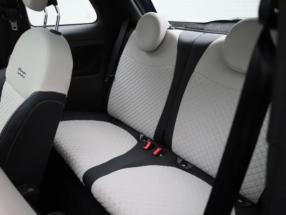Fiat 500 1.0 Hybrid Dolcevita uit 2021, foto 10