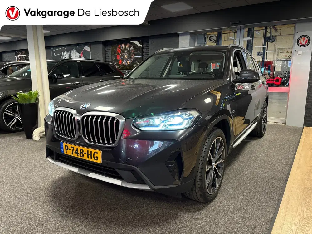 BMW X3 XDrive30e Business Edition Plus uit 2022, foto 10