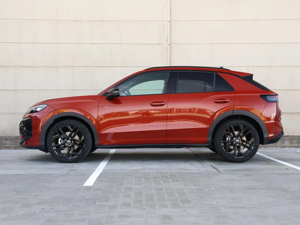 Volkswagen T-Roc R-Line First Edition 1.5 eTSI 150 PK | Navi uit 2026, foto 11