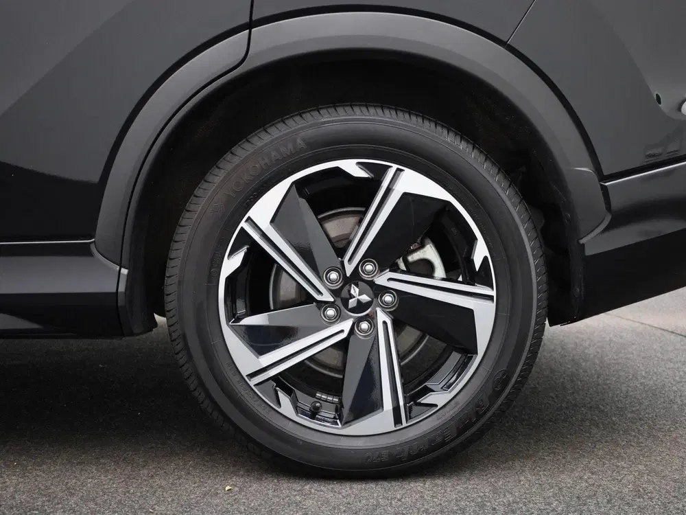 Mitsubishi Eclipse Cross 2.4 PHEV Instyle uit 2024, foto 13