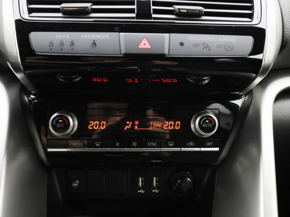 Mitsubishi Eclipse Cross 2.4 PHEV Instyle uit 2024, foto 17