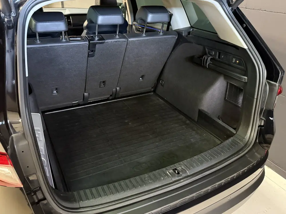 Skoda Kodiaq 1.5 TSI Limited Business Edition | Panoramadak uit 2019, foto 11