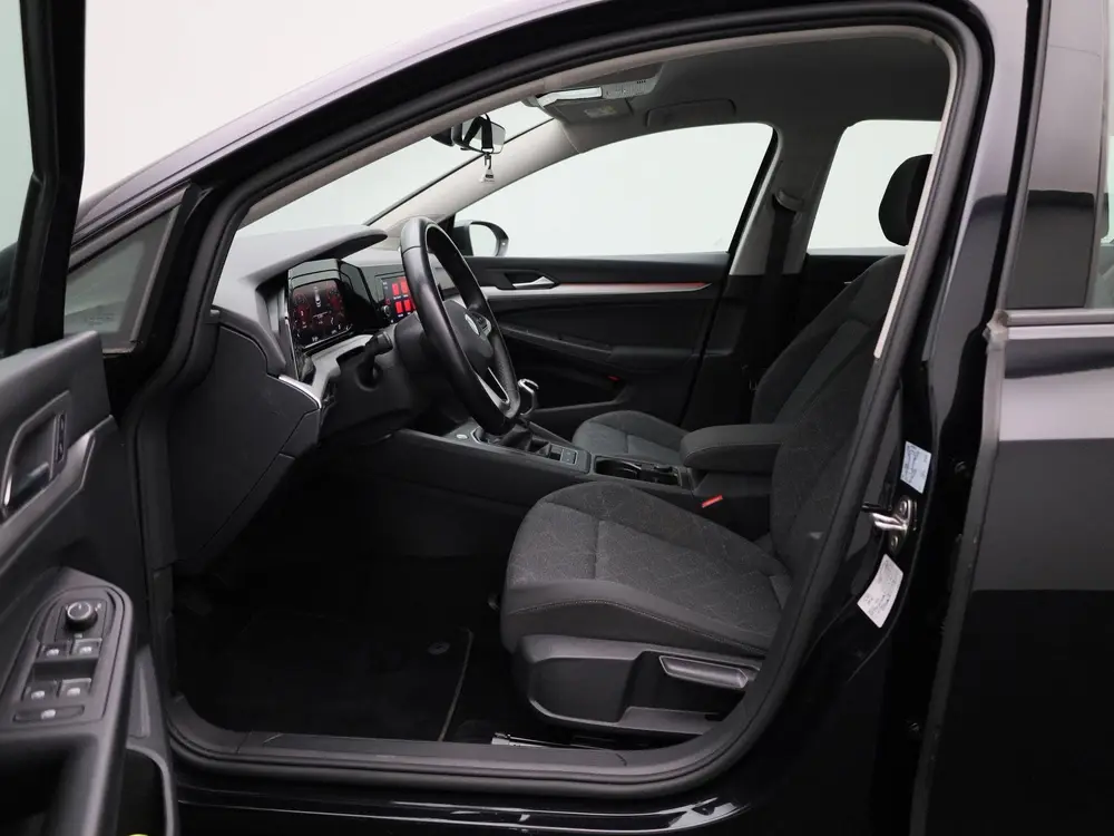 Volkswagen Golf 1.0 TSI Life | Apple Carplay / Android Auto uit 2022, foto 9