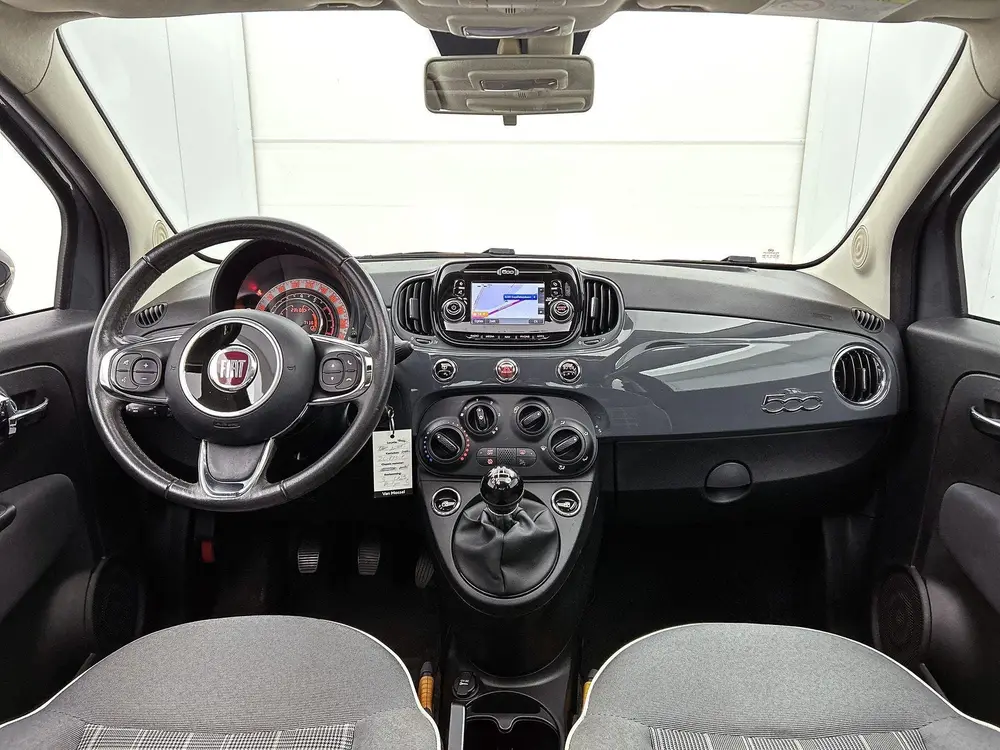Fiat 500 1.2 Lounge | Airconditioning | Panoramadak | Blueto uit 2019, foto 17
