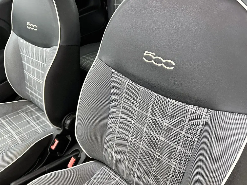 Fiat 500 1.2 Lounge | Airconditioning | Panoramadak | Blueto uit 2019, foto 7