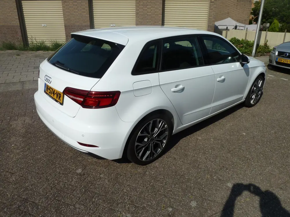 Audi A3 30 TFSI Design Pro Line uit 2019, foto 5
