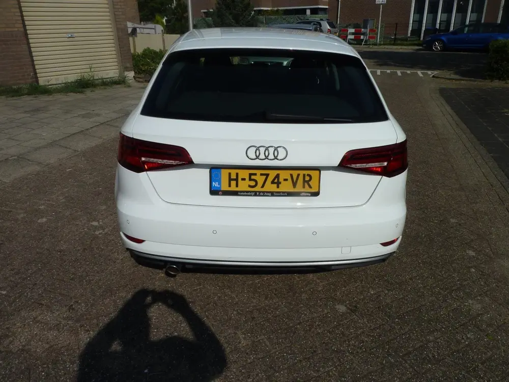 Audi A3 30 TFSI Design Pro Line uit 2019, foto 8