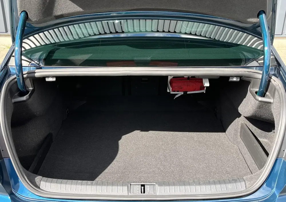 Volkswagen Passat 1.5 TSI R-Line Business + ACC/STOELVERW/ER uit 2021, foto 9