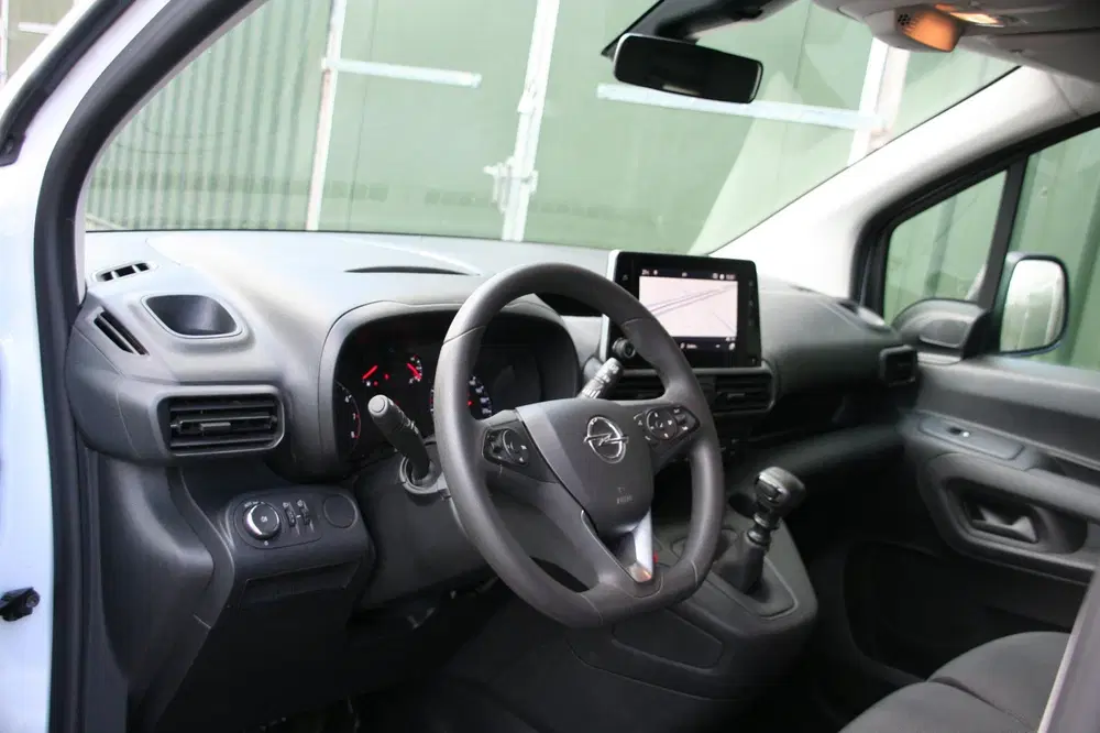 Opel Combo 1.5D L2H1 HEAVY 102 PK uit 2023, foto 16