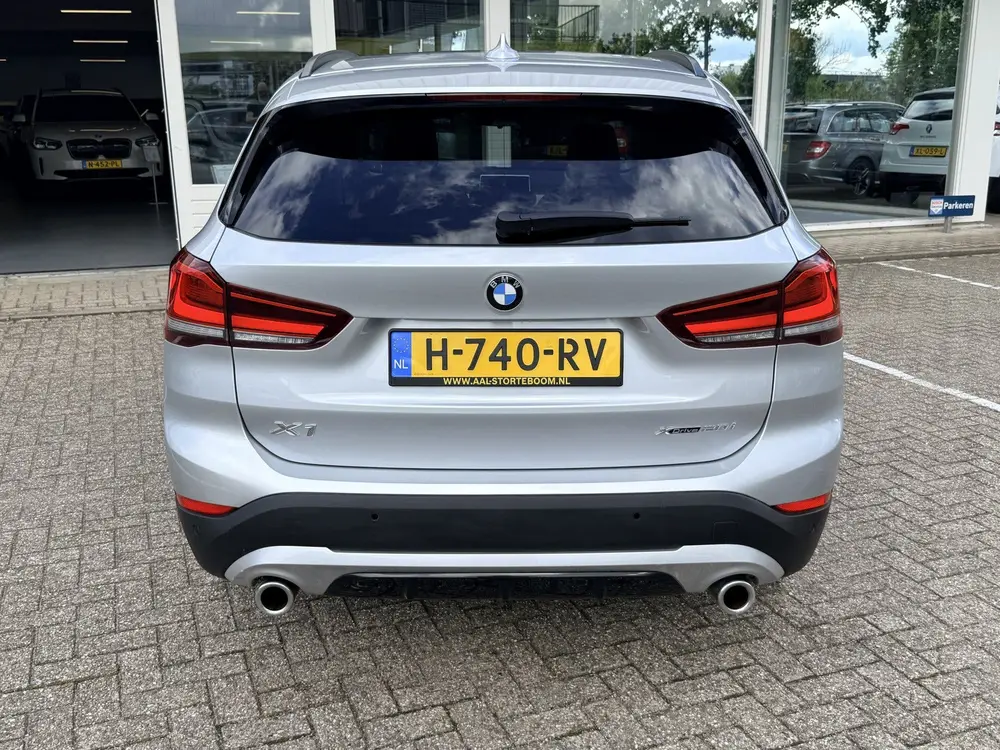 BMW X1 xDrive20i High Executive | Afn. trekhaak | Pano | LED uit 2019, foto 10