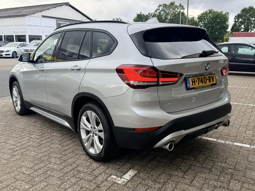 BMW X1 xDrive20i High Executive | Afn. trekhaak | Pano | LED uit 2019, foto 13