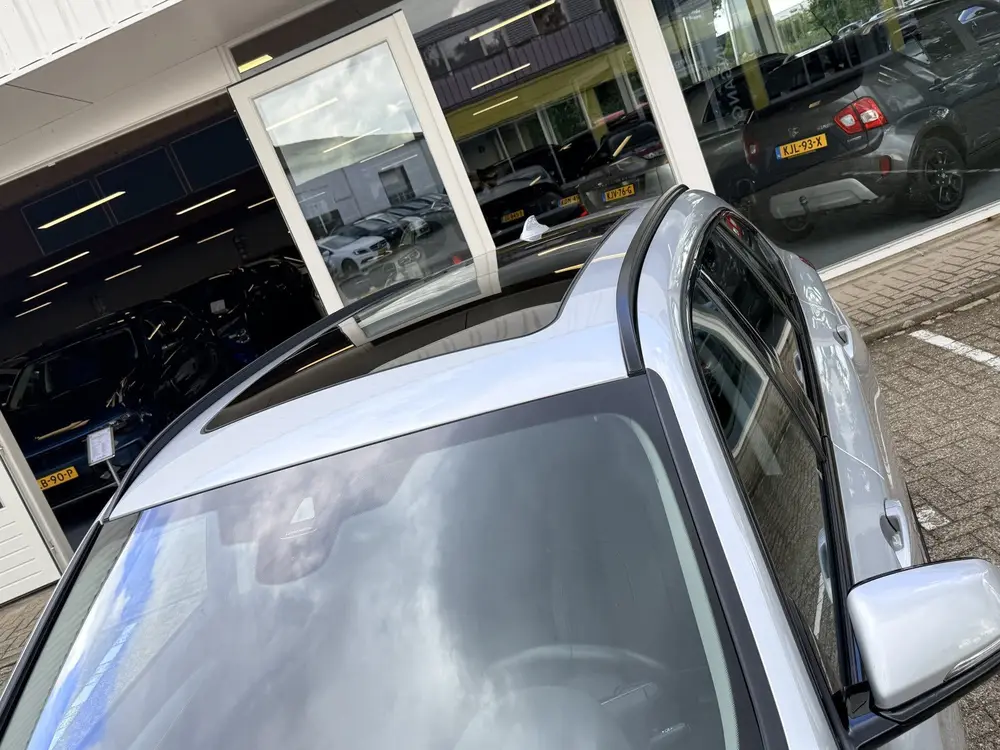 BMW X1 xDrive20i High Executive | Afn. trekhaak | Pano | LED uit 2019, foto 16