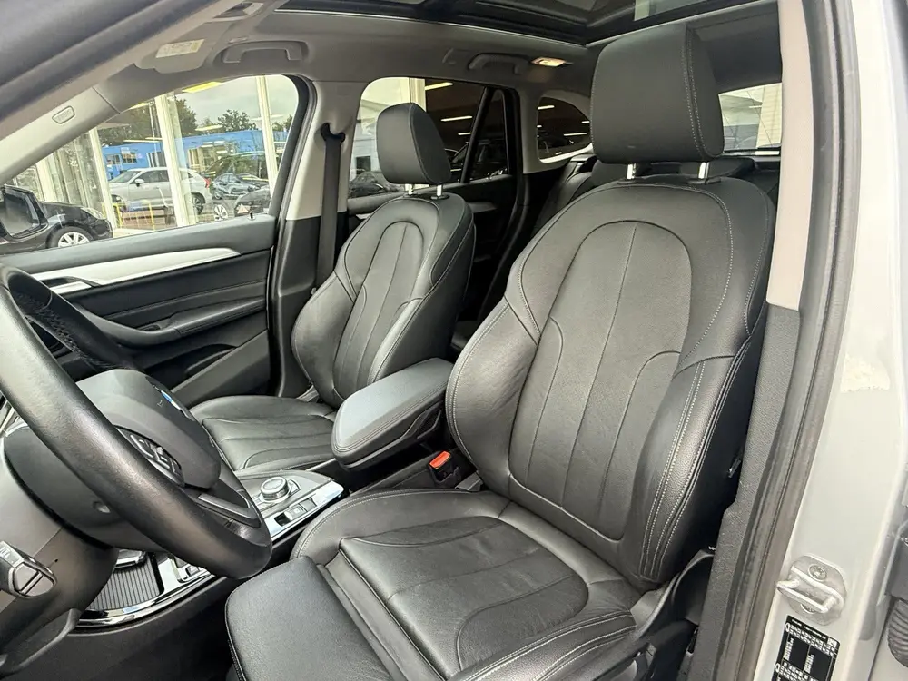 BMW X1 xDrive20i High Executive | Afn. trekhaak | Pano | LED uit 2019, foto 19