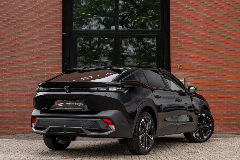 Peugeot 408 1.2 PureTech Allure Pack 130 EAT8 Camera O uit 2023, foto 4