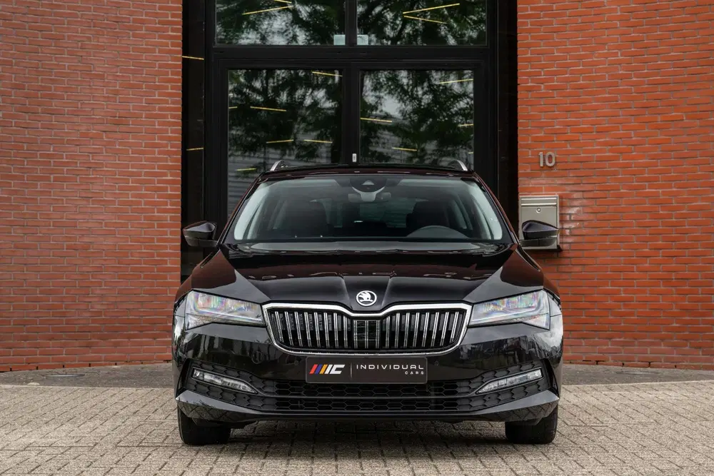 Skoda Superb 1.5 TSI ACT Business Edition Trekhaak Ori uit 2023, foto 4