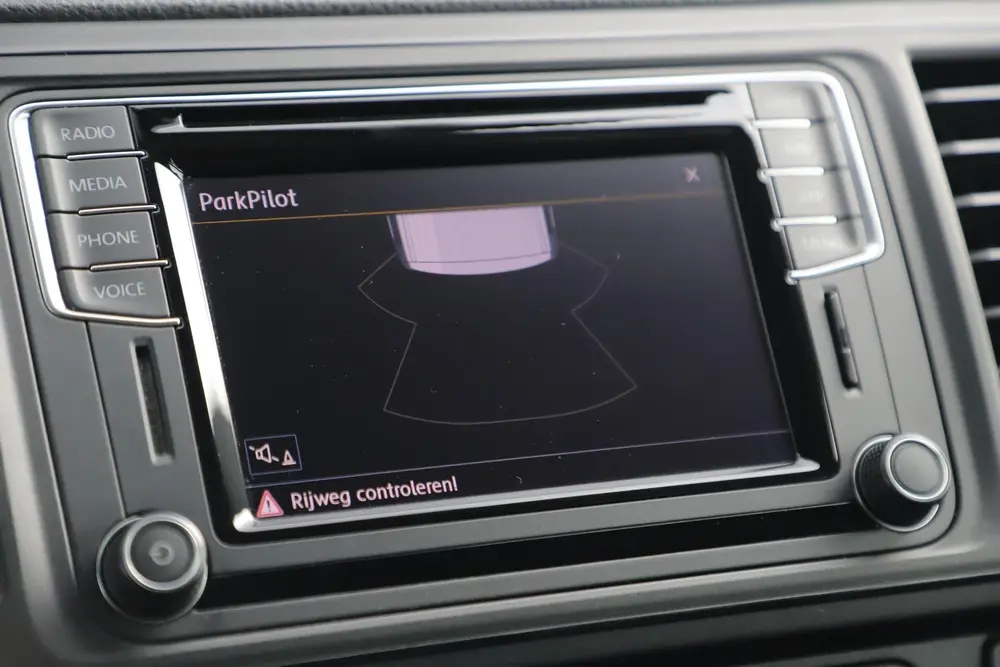 Volkswagen Transporter Kombi 2.0 TDI L1H1 Comfortline 102PK uit 2019, foto 18