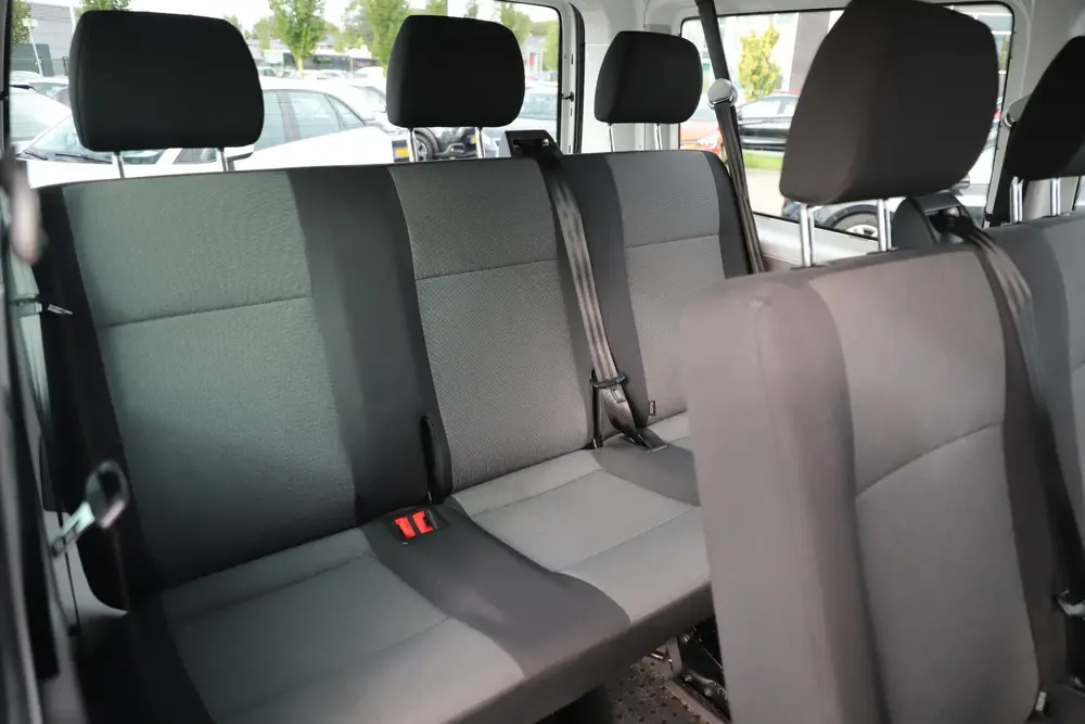 Volkswagen Transporter Kombi 2.0 TDI L1H1 Comfortline 102PK uit 2019, foto 7