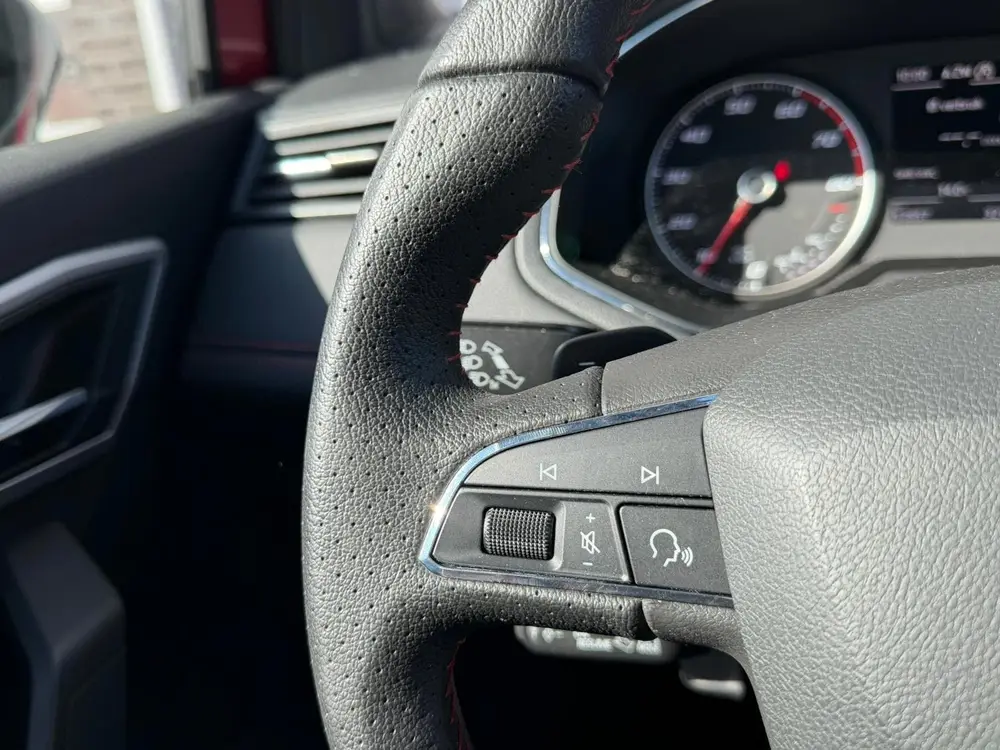 SEAT Arona 1.0 TSI Xcellence Business Intense uit 2019, foto 12