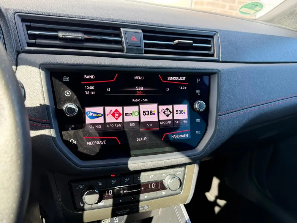SEAT Arona 1.0 TSI Xcellence Business Intense uit 2019, foto 15
