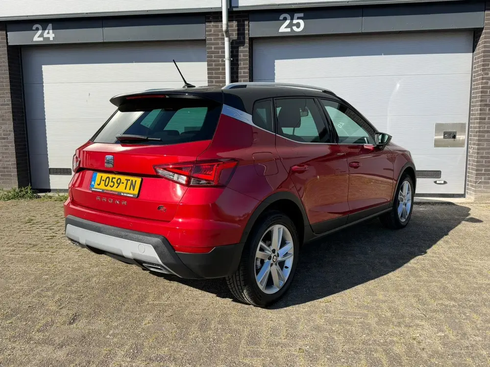 SEAT Arona 1.0 TSI Xcellence Business Intense uit 2019, foto 3