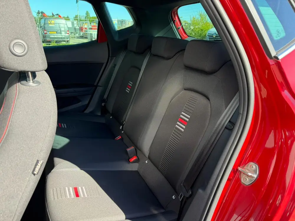 SEAT Arona 1.0 TSI Xcellence Business Intense uit 2019, foto 8