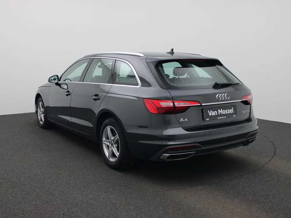 Audi A4 35 TFSI Business Edition uit 2022, foto 2