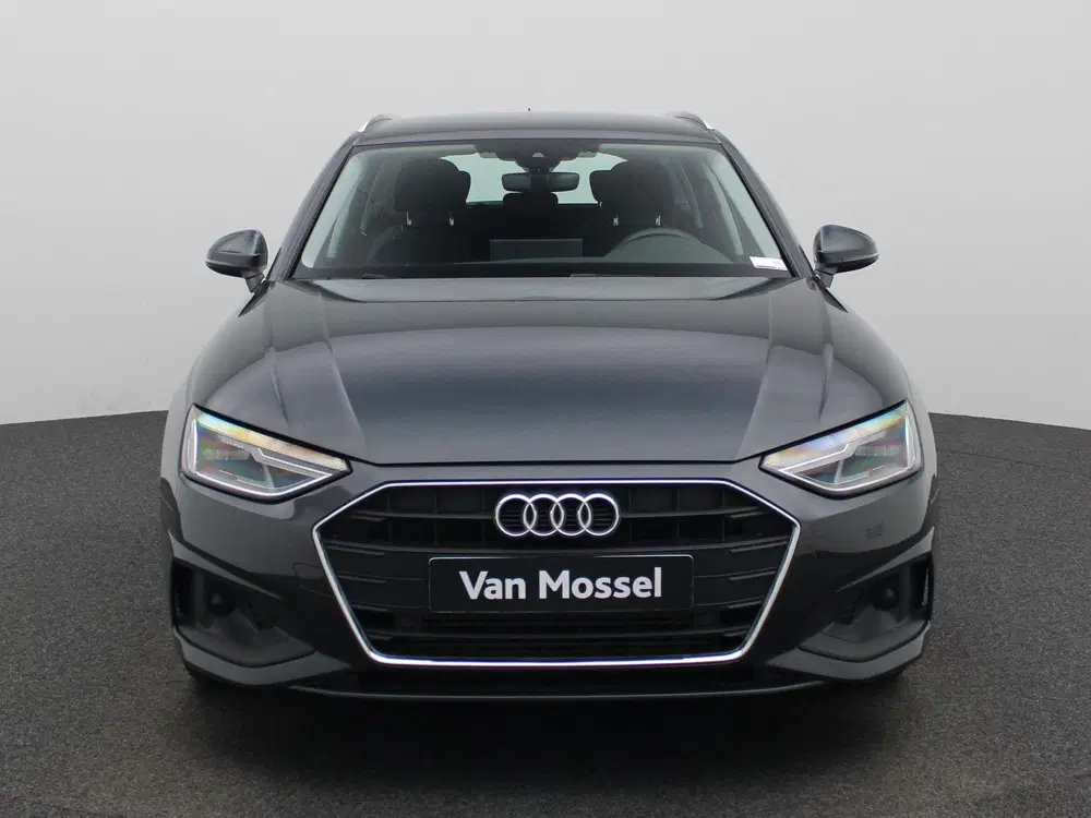Audi A4 35 TFSI Business Edition uit 2022, foto 3