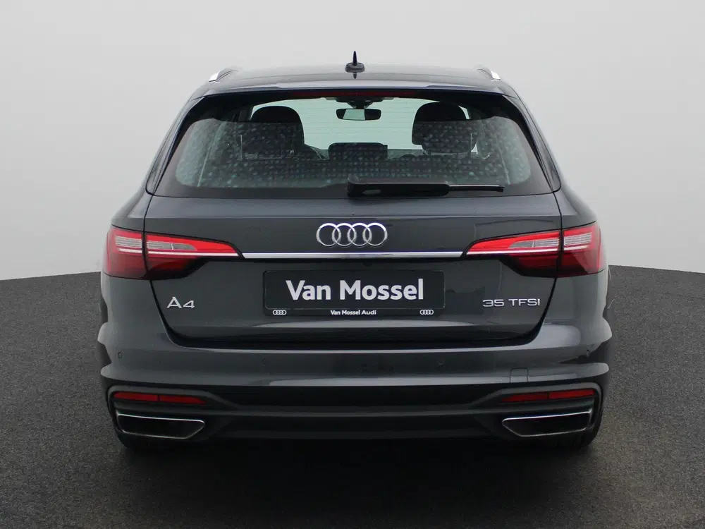 Audi A4 35 TFSI Business Edition uit 2022, foto 5