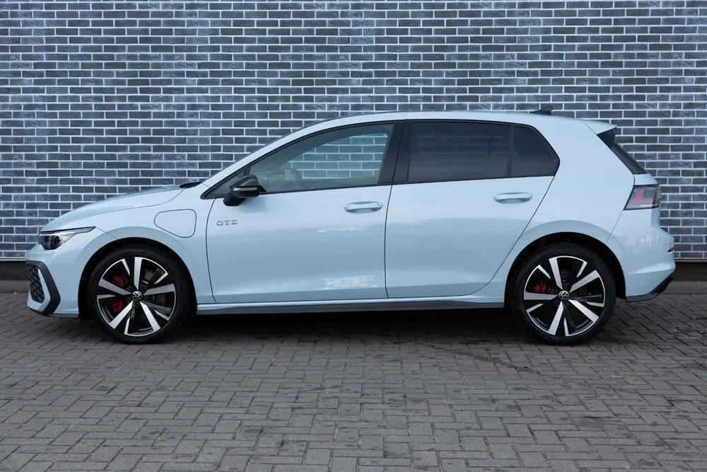 Volkswagen Golf 1.5 eHybrid GTE | Plug-in Hybrid (PHEV) | Pa uit 2025, foto 3
