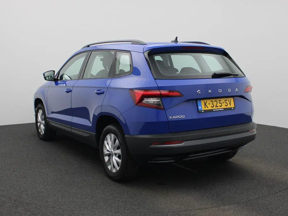Skoda Karoq 1.0 TSI Business Edition uit 2021, foto 2