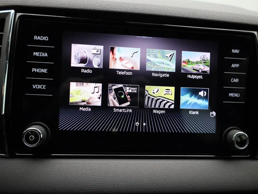 Skoda Karoq 1.0 TSI Business Edition uit 2021, foto 20