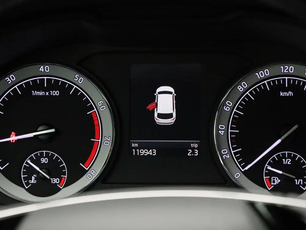 Skoda Karoq 1.0 TSI Business Edition uit 2021, foto 8