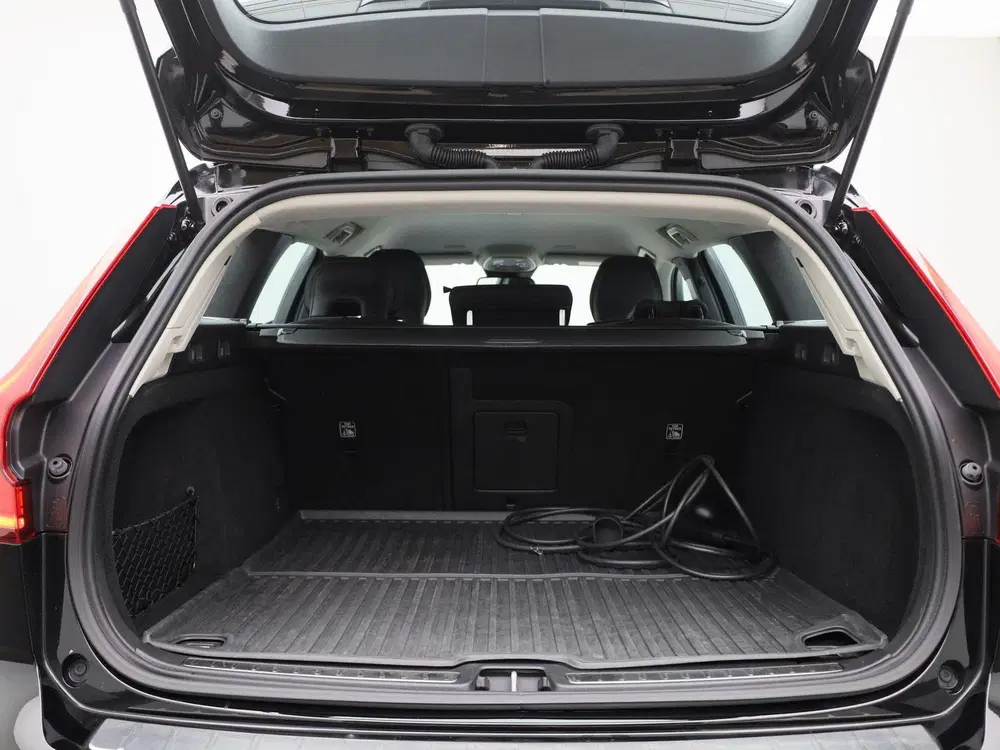 Volvo V60 2.0 T6 Plug-in hybrid AWD Essential Bright uit 2023, foto 14