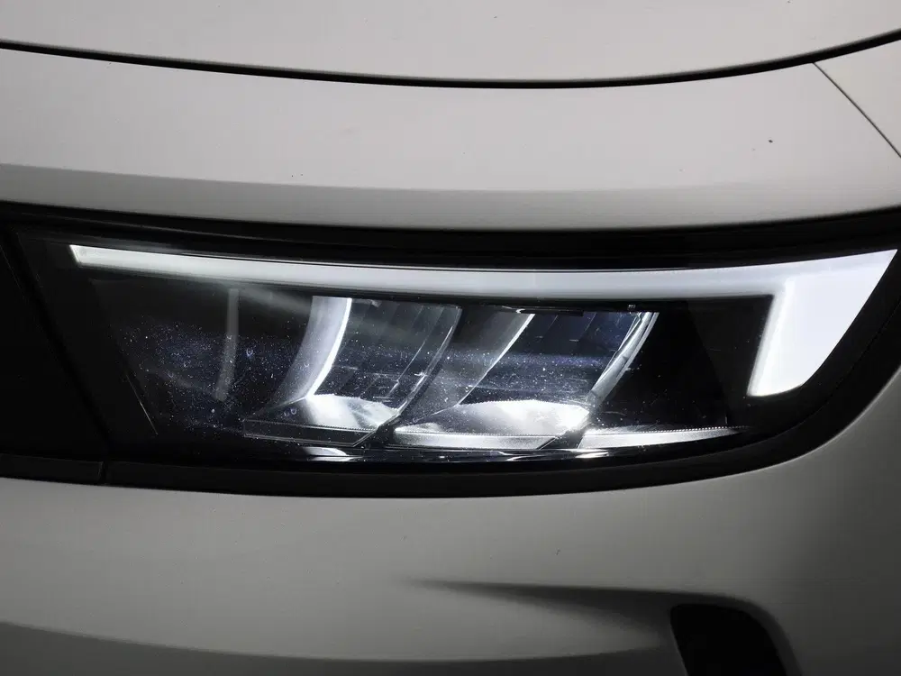 Opel Astra 1.2 Turbo uit 2023, foto 13