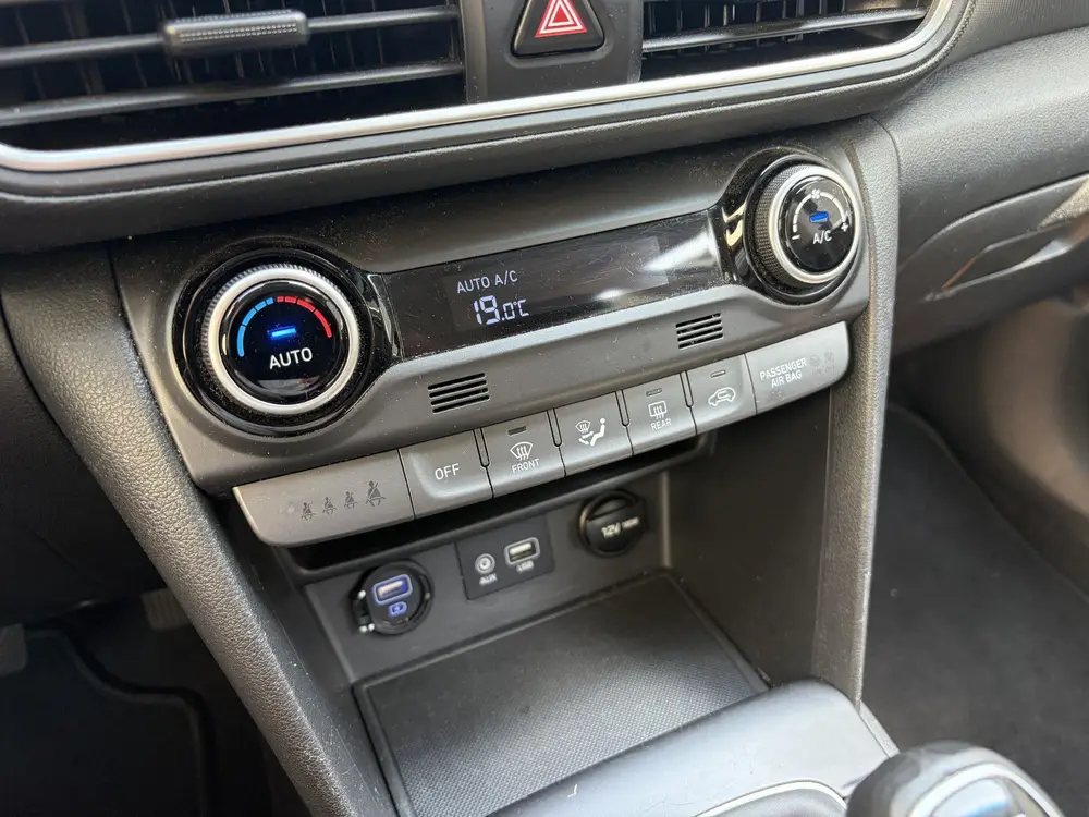 Hyundai Kona 1.0 T-GDI Comfort / NAVI / CRUISE / CLIMATE / 1 uit 2019, foto 10