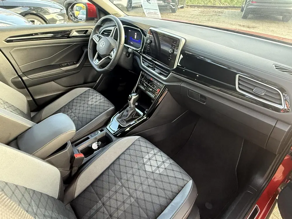 Volkswagen T-Roc 1.5 TSI Sport Business R panoramadak uit 2022, foto 9