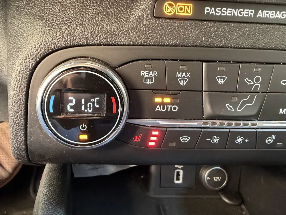 Ford Focus Wagon 1.0 EcoBoost ST Line Business / NAVI / CRUI uit 2019, foto 11