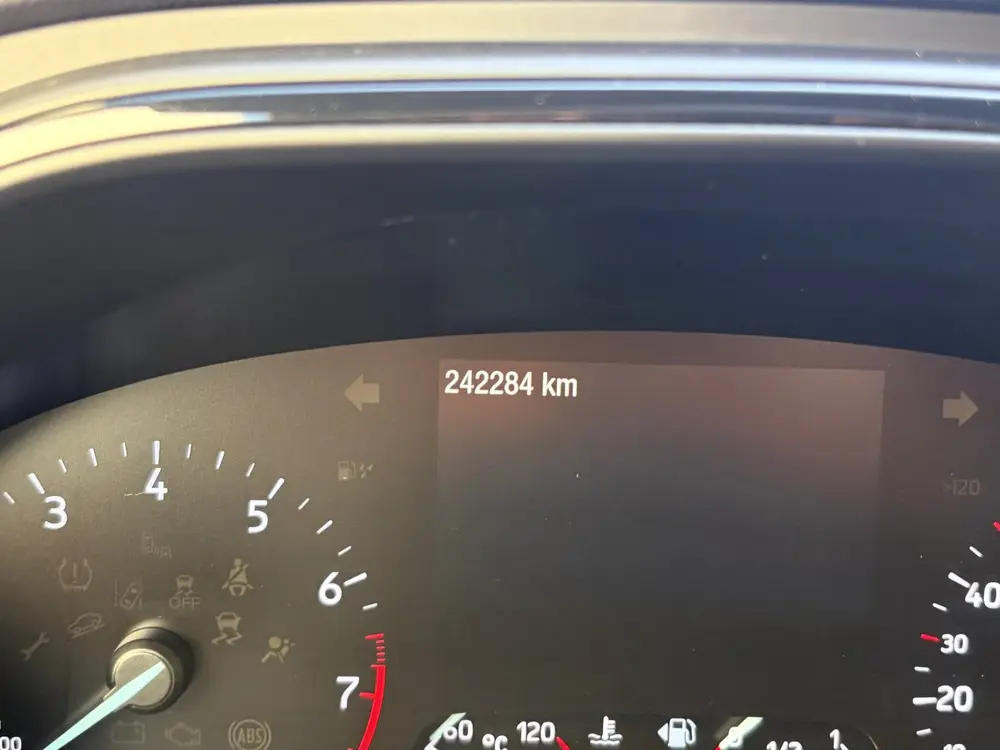 Ford Focus Wagon 1.0 EcoBoost ST Line Business / NAVI / CRUI uit 2019, foto 15