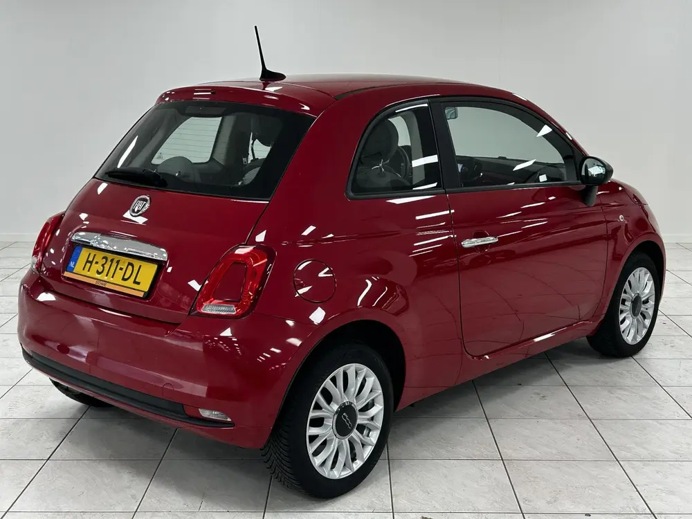 Fiat 500 1.2 Young NAVIGATIE | LICHTMETALEN VELGEN uit 2019, foto 2