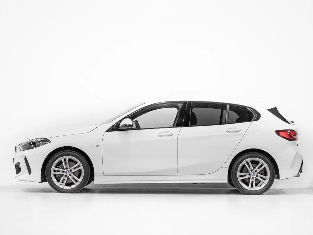 BMW 1-serie 118i High Executive M-Pakket Stoelv Cam Cr uit 2020, foto 8