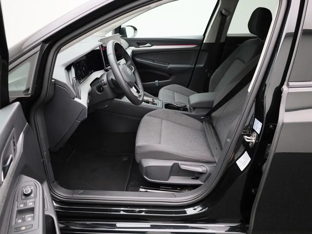 Volkswagen Golf 1.5 eHybrid Life Edition Origineel Nederland uit 2025, foto 11