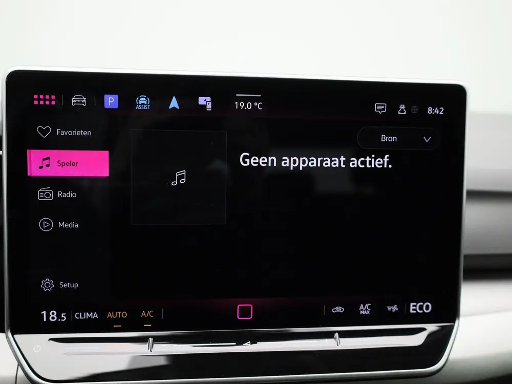 Volkswagen Golf 1.5 eHybrid Life Edition Origineel Nederland uit 2025, foto 20