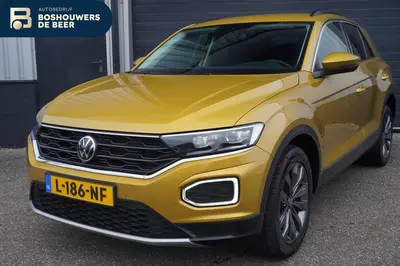 Volkswagen T-Roc 1.0 TSI Style Business | Navigatie | PDC | uit 2021