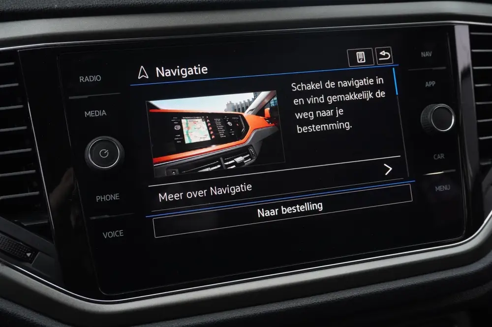 Volkswagen T-Roc 1.0 TSI Style Business | Navigatie | PDC | uit 2021, foto 12