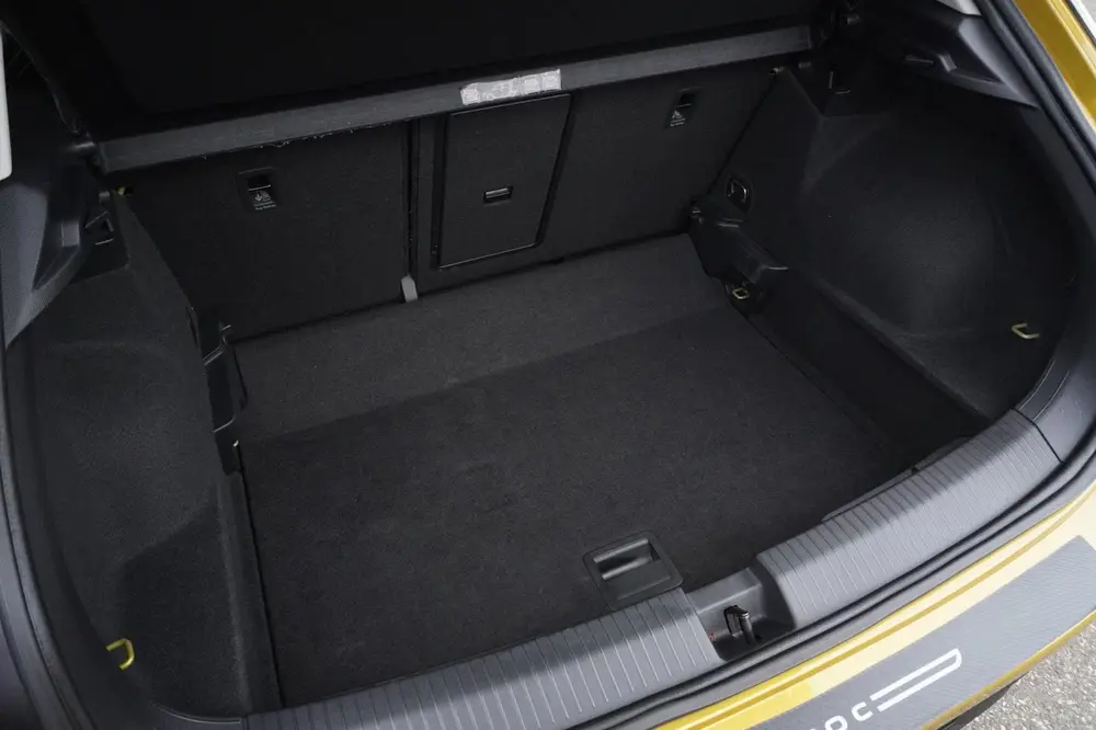 Volkswagen T-Roc 1.0 TSI Style Business | Navigatie | PDC | uit 2021, foto 19