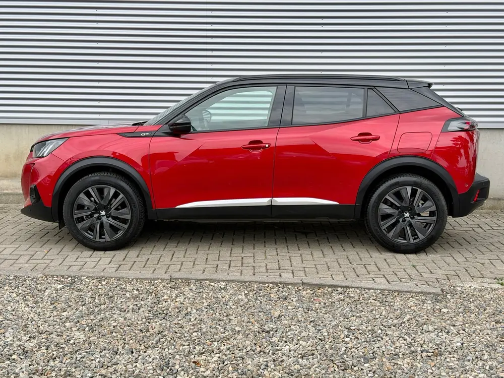 Peugeot 2008 1.2 156pk GT automaat [ Slechts 16388 km ] uit 2020, foto 2