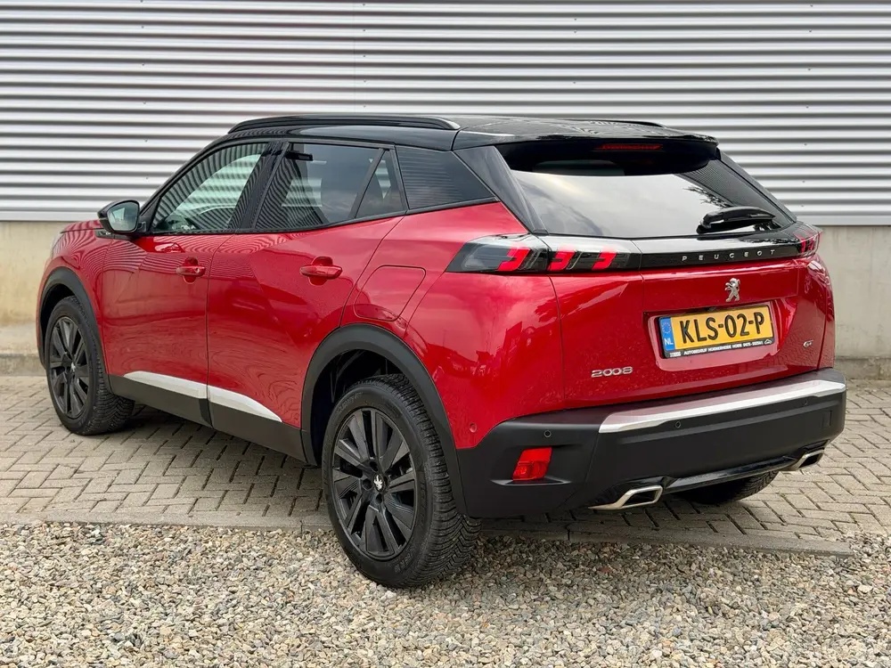 Peugeot 2008 1.2 156pk GT automaat [ Slechts 16388 km ] uit 2020, foto 3