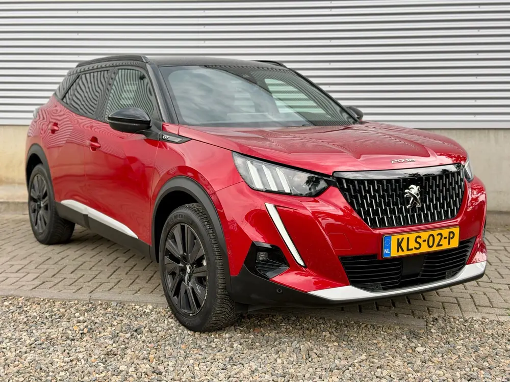 Peugeot 2008 1.2 156pk GT automaat [ Slechts 16388 km ] uit 2020, foto 4