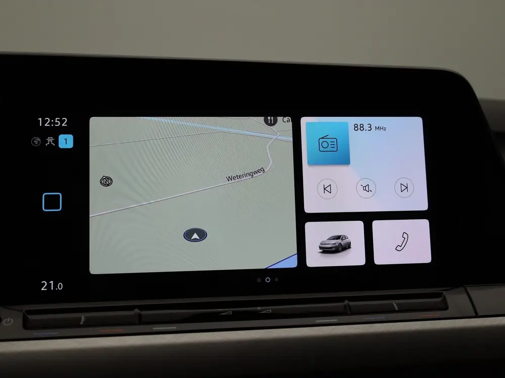 Volkswagen Golf 1.0 TSI Life | Navigatie | Apple Carplay / A uit 2022, foto 15